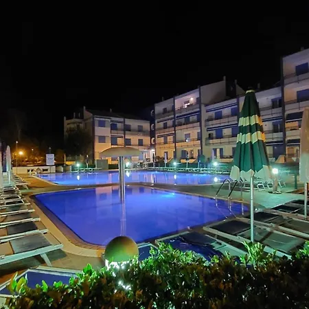 Bright In A With A Pool Appartement Duna Verde